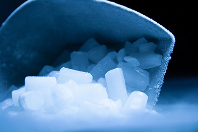 Comment utiliser la glace carbonique ?