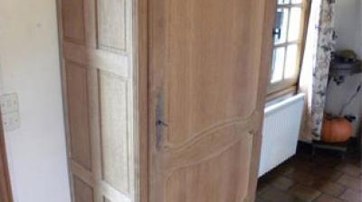 Armoires, buffets : dcapage et rnovation